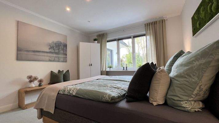 Schlafzimmer Impression EG