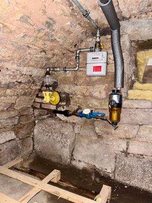 Hausanschlüsse Gas / Wasser