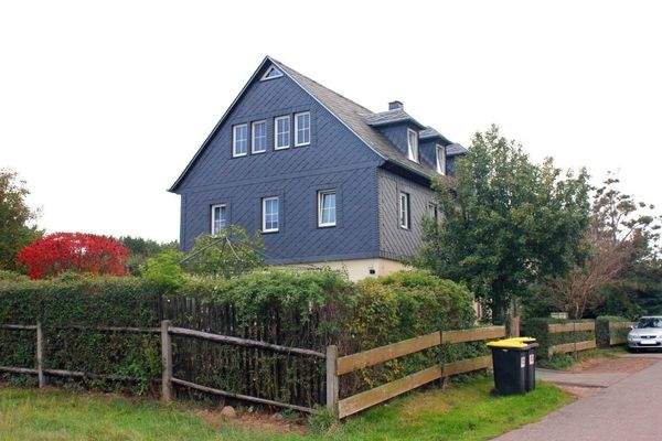 Hausansicht - Straßenseite