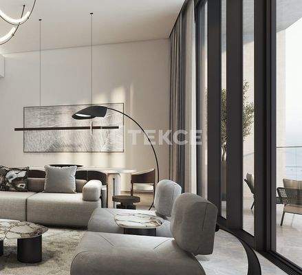 Waterfront Apartments in Dubai Harbour with Sea Views