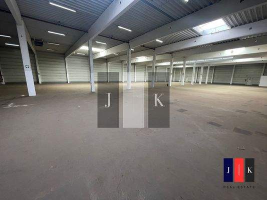 Halle Innenansicht 2