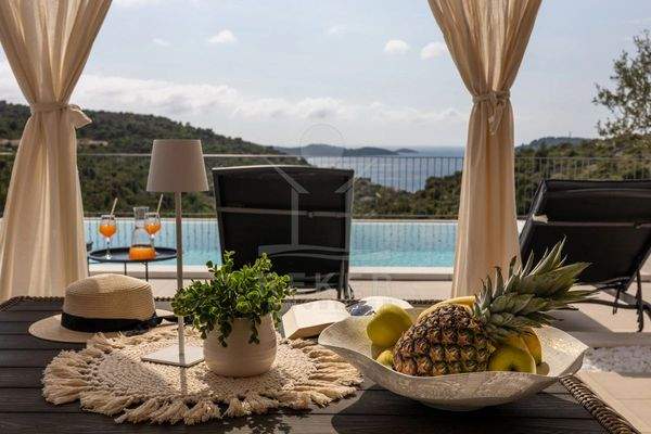 66503f2574df5969911669