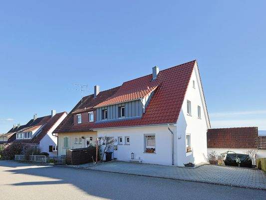 Gepflegte Hausansicht von außen