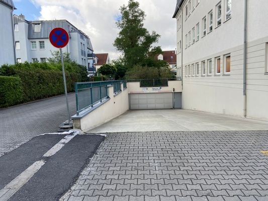 Einfahrt Tiefgarage