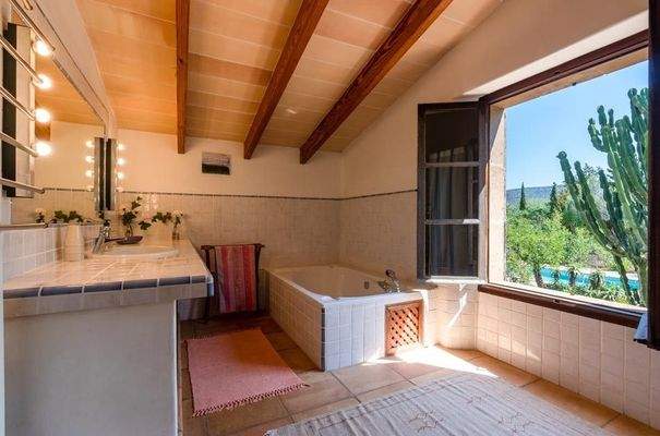 2325_10_Santanyí_Finca_Badezimmer