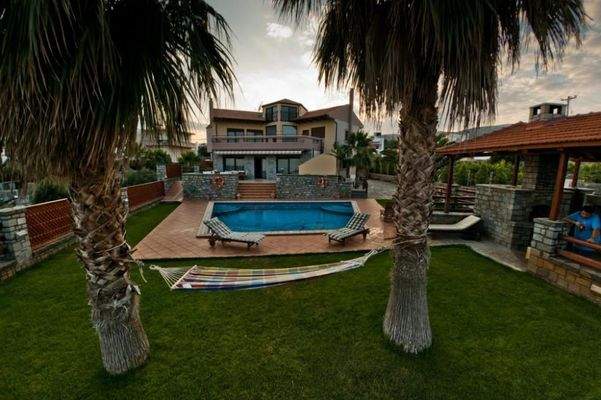 Kreta, Katsikia: Luxuriöse Villa mit Pool, Garten, Meerblick zu verkaufen