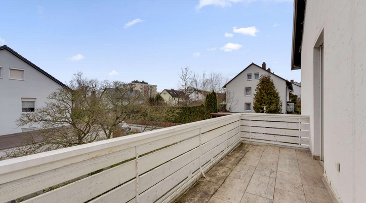 Balkon OG