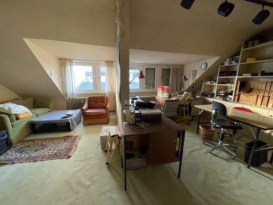 exemplarischer Büroraum