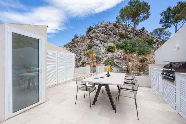 Stadthaus mit Hafenblick in Puerto Andratx, Mallorca BHHS-BAL-1089