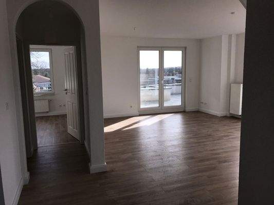 Flur zum Du/WC und Kind/Büro