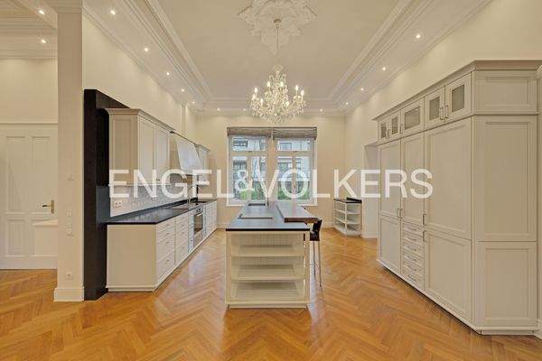 Hochwertige Einbauküche