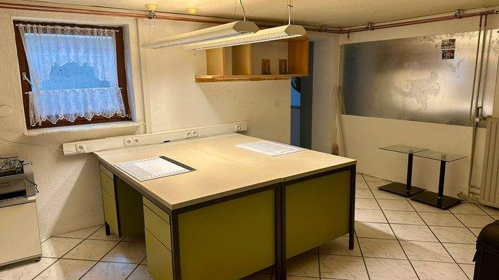 H re Keller Arbeitszimmer.JPEG