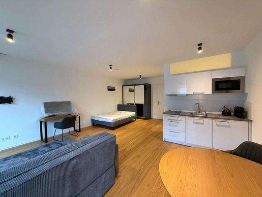 df262799-d880-48df-9cc6-d29b646bc7c8-1981174875