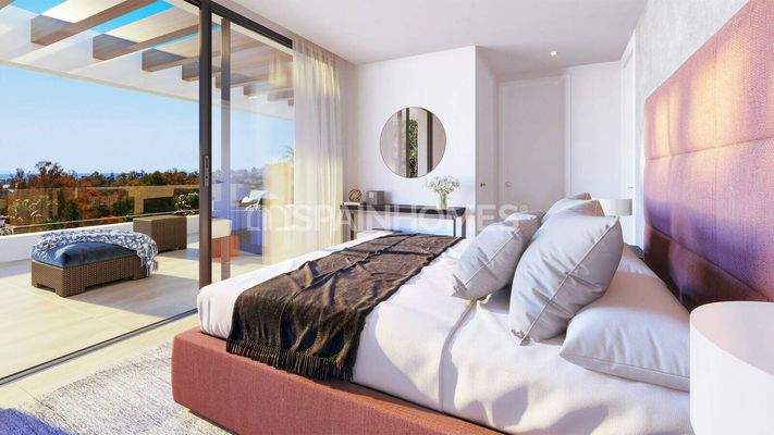 Detached Houses with Private Pools in Estepona Málaga