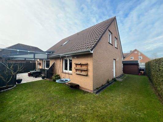 Seitenansicht Rückansicht Haus .jpeg