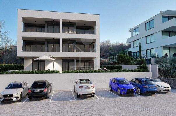 Zwei zugewiesene Stellplätze gehören zur Wohnung