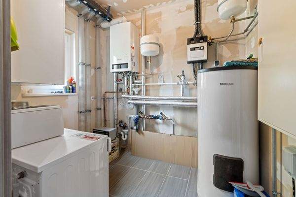 Hauswirtschaftsraum / Heizraum im Erdgeschoss