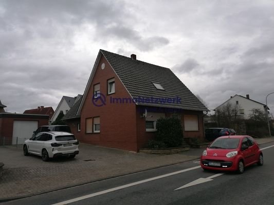 Straßenansicht