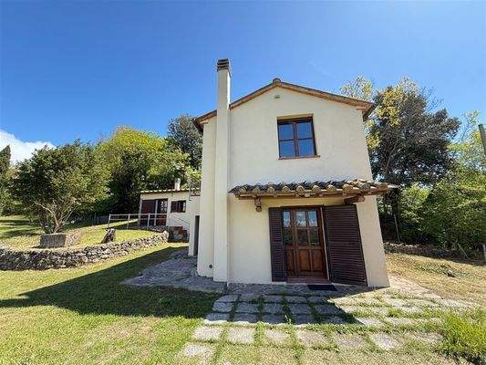 Haus mit Grundstück