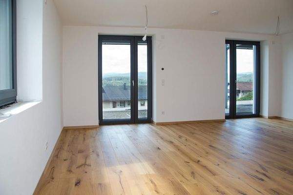 Wohnen mit Zugang zur Terrasse.JPG