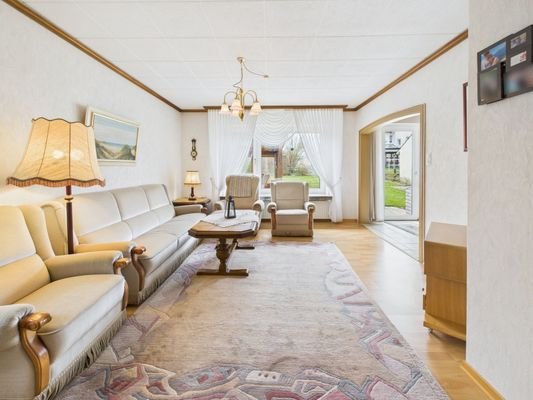 Wohnzimmer (EG)