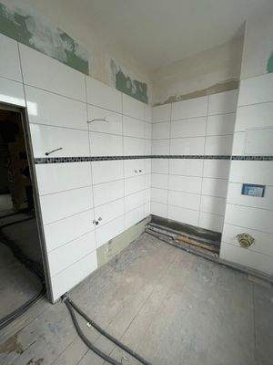 Handwerkerwohnung Badezimmer 1. OG