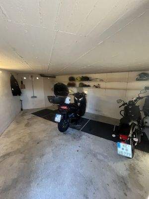 Garage 2