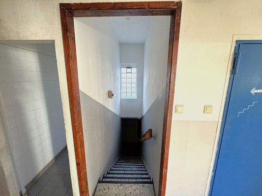 Zugang zum WC-Keller
