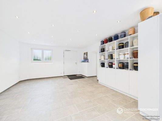 Ausstellung/Laden/Büro