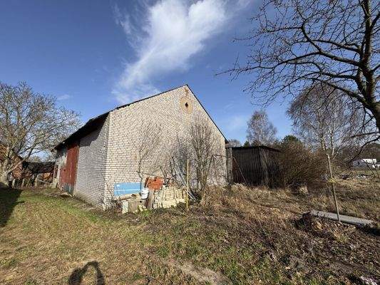Scheune am hinteren Grundstück