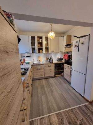 Neuwertige Wohnküche