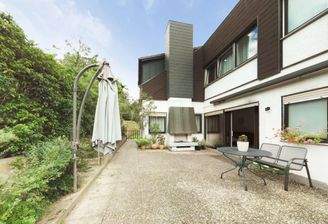 Terrasse mit Außenkamin - für entspannte Stunden im Freien
