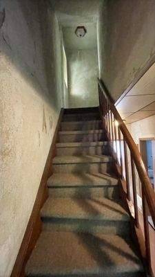 Treppe zum Dachgeschoss