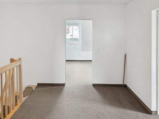 Treppe ins DG und Flur DG_2