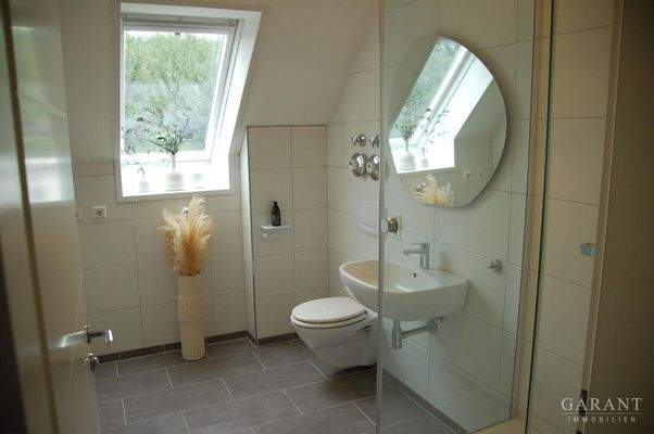 Gäaste WC mit Dusche