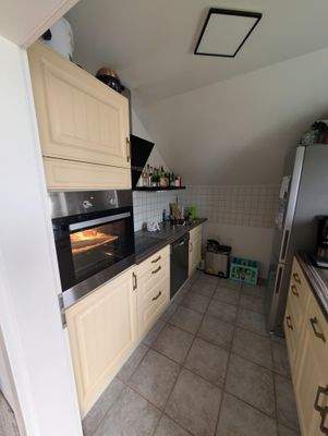 Küche zur Ablöse o. Kühlschrank