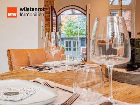 Stilvolles Kochen und Speisen - drinnen und draußen