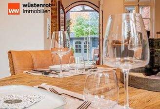 Stilvolles Kochen und Speisen - drinnen und draußen