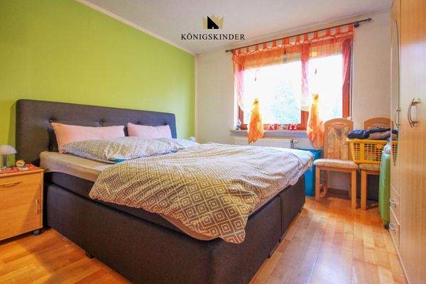 großes Schlafzimmer