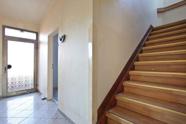 Flur Treppe Wohnung 2