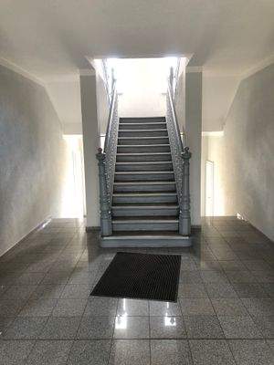 Ichtersh. Str. 1, Hausflur2.jpg