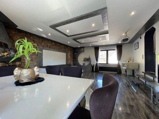 07b_WoZi-vTisch2 Large.jpeg