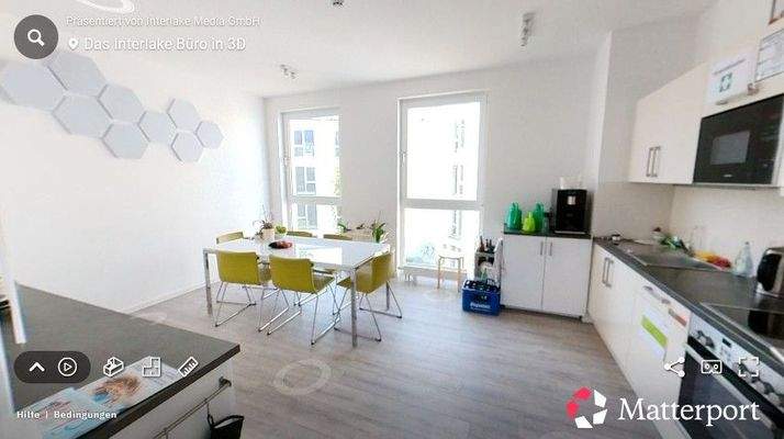 Voll ausgestattete Küche