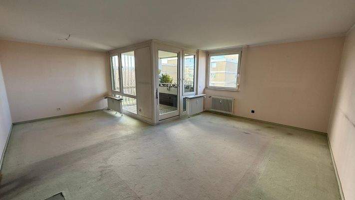 Großzügiger Wohn- Essbereich