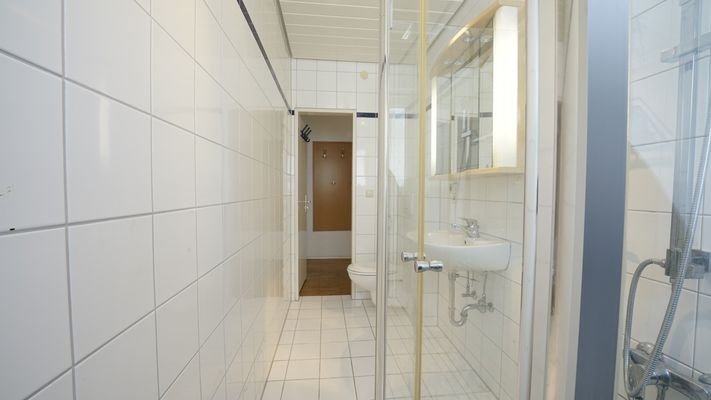 Badezimmer 2