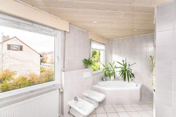 Badezimmer / Masterbad - OG