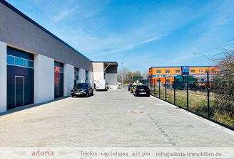 Grundstückszufahrt und Hof