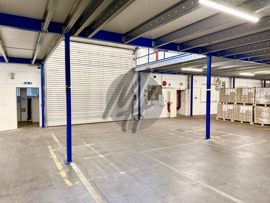 INFOS UNTER: 06171-586000