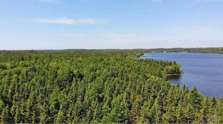 Cape Breton - Wunderschönes 11-Hektar-Areal mit 23