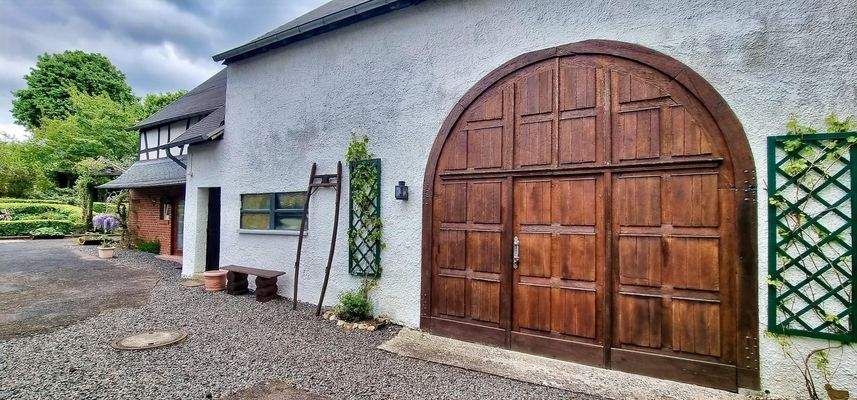 Südansicht Nebengebäude und Scheune